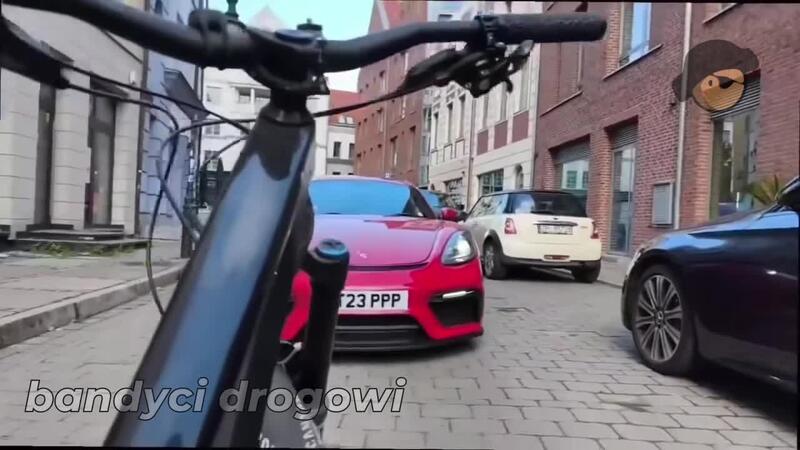 Wielka Odrzańska: Kolejny atak na osobę zwracającą uwagę na jazdę pod prąd